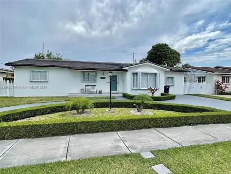 2134 SW 98th Avenue Miami FL 33165