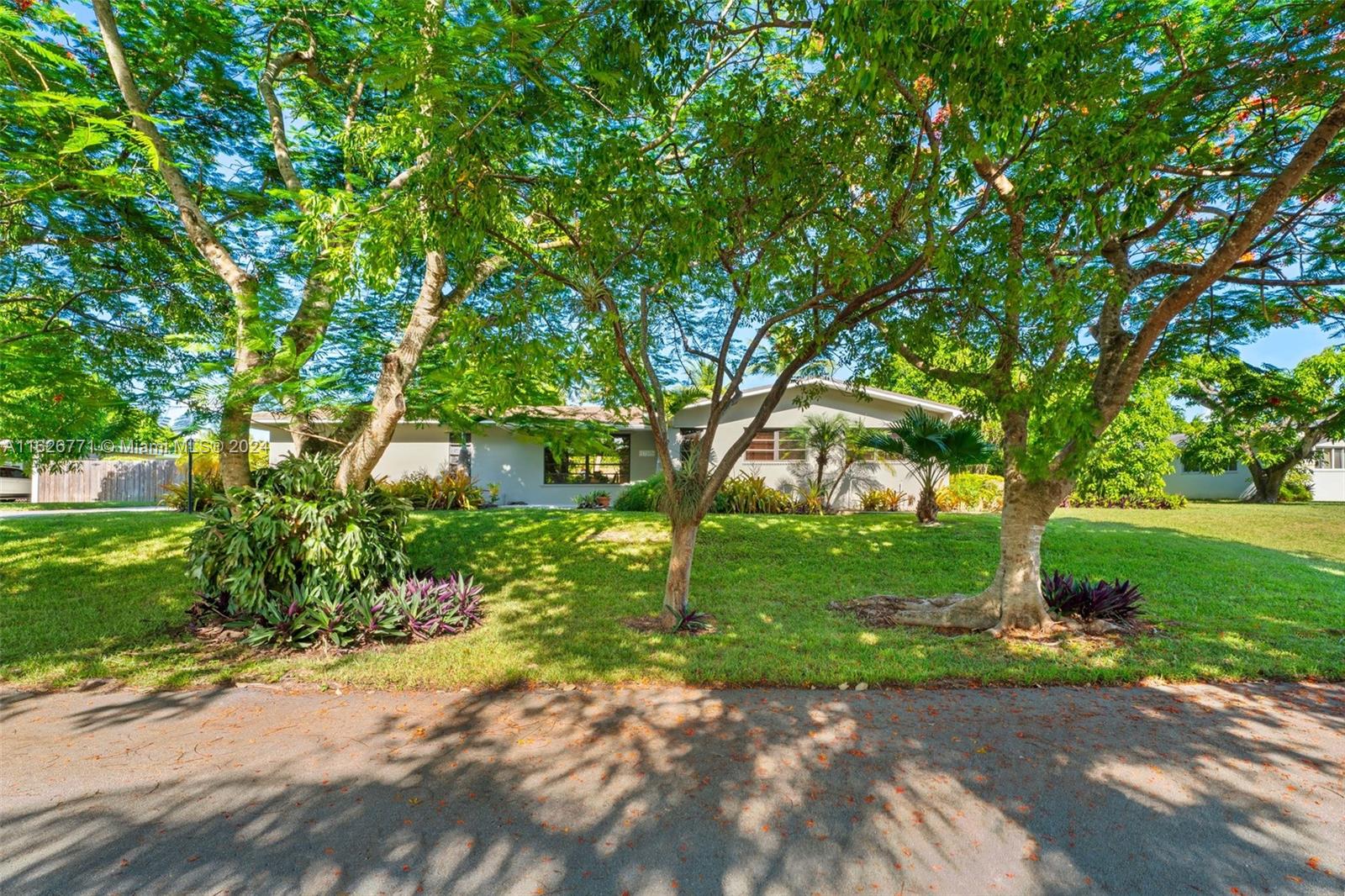 17505 SW 91st Avenue Palmetto Bay FL 33157