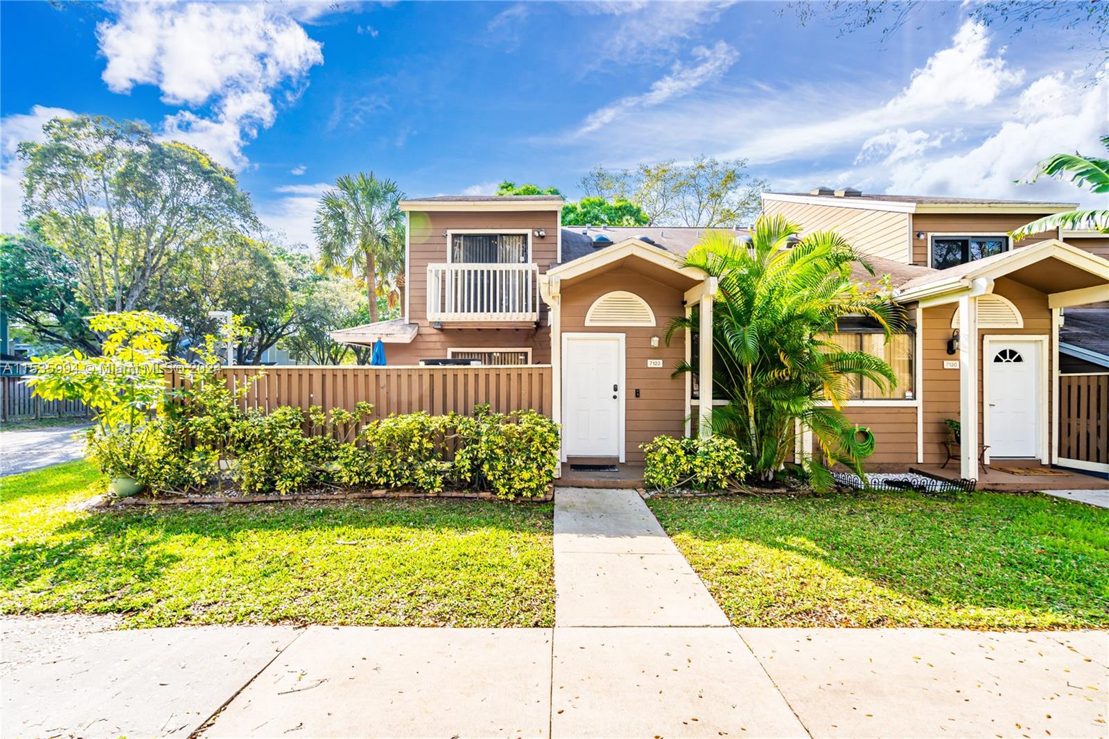7122 Sportsmans Drive North Lauderdale FL 33068