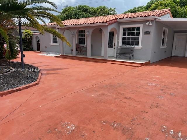 3760 E 8th Court Hialeah FL 33013