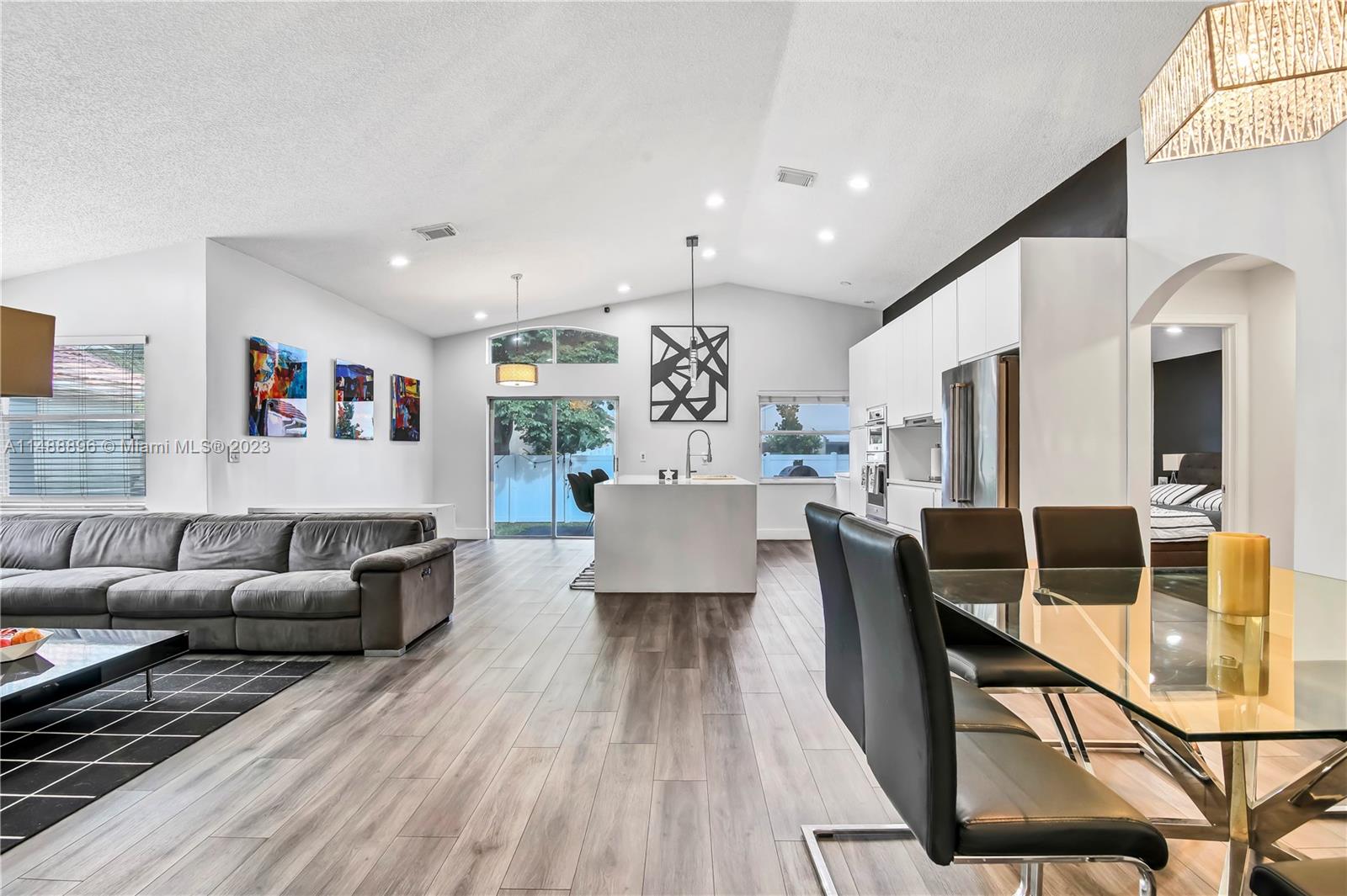 337 SW 195th Avenue Pembroke Pines FL 33029