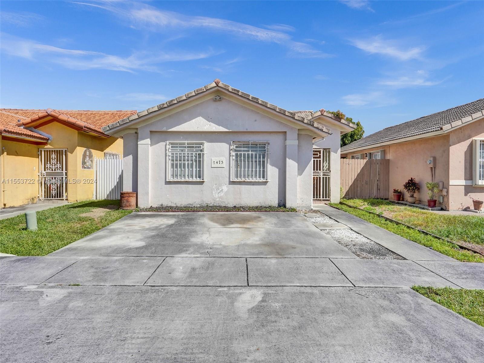 2473 W 72nd Place Hialeah FL 33016