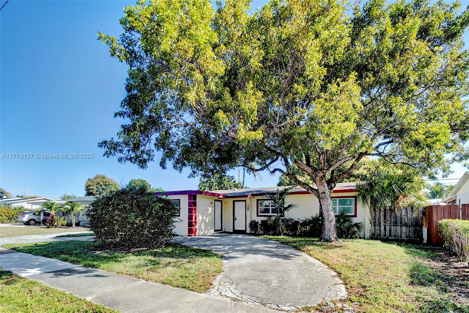 108 N 12th Street Lantana FL 33462