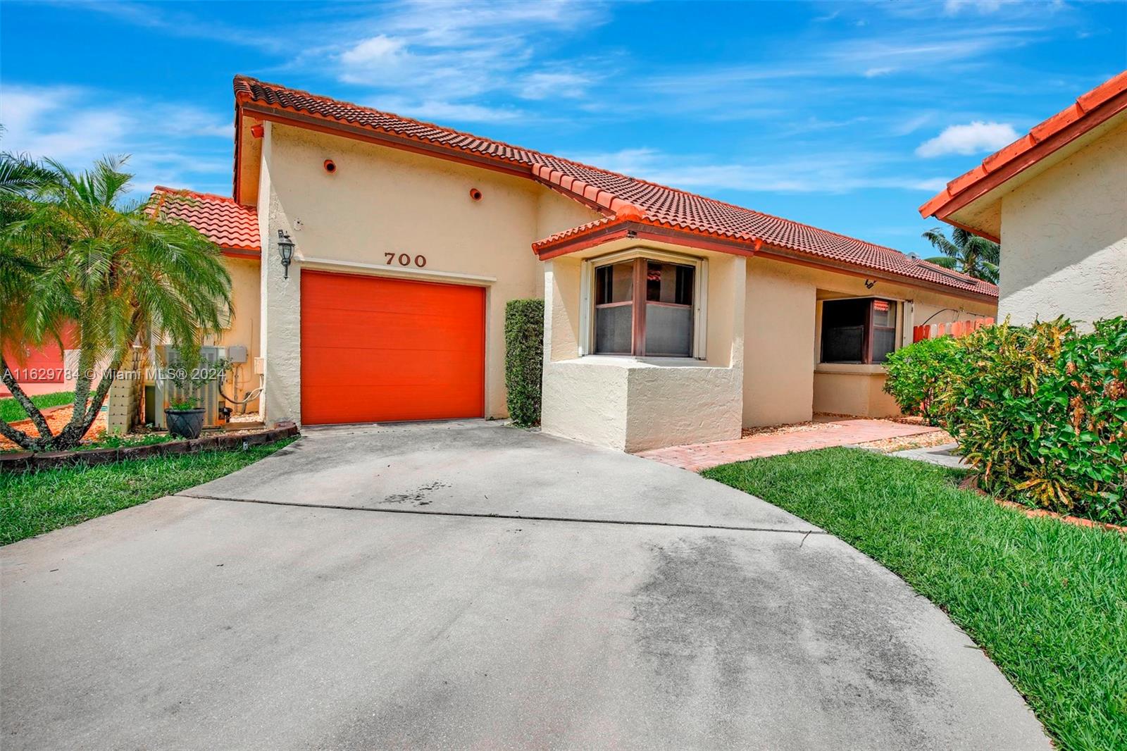 700 SW 113th Avenue Pembroke Pines FL 33025