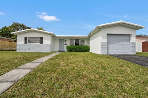 16242 SW 107th Court Miami FL 33157
