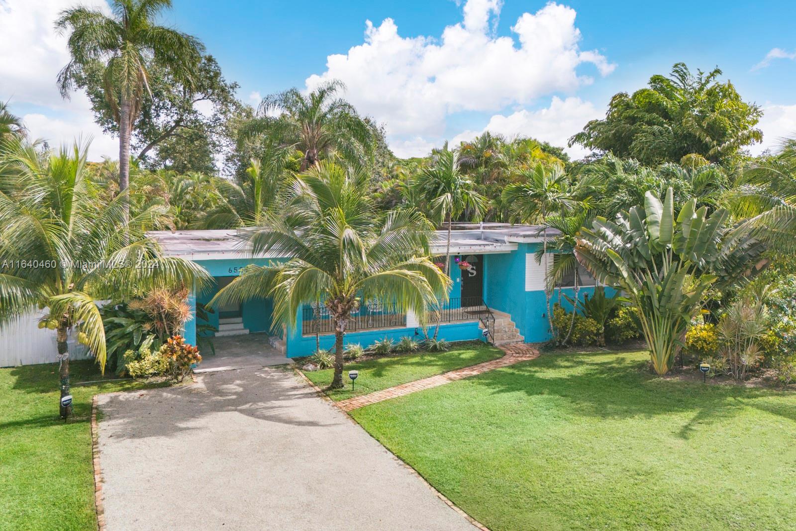 6529 SW 78th Terrace South Miami FL 33143