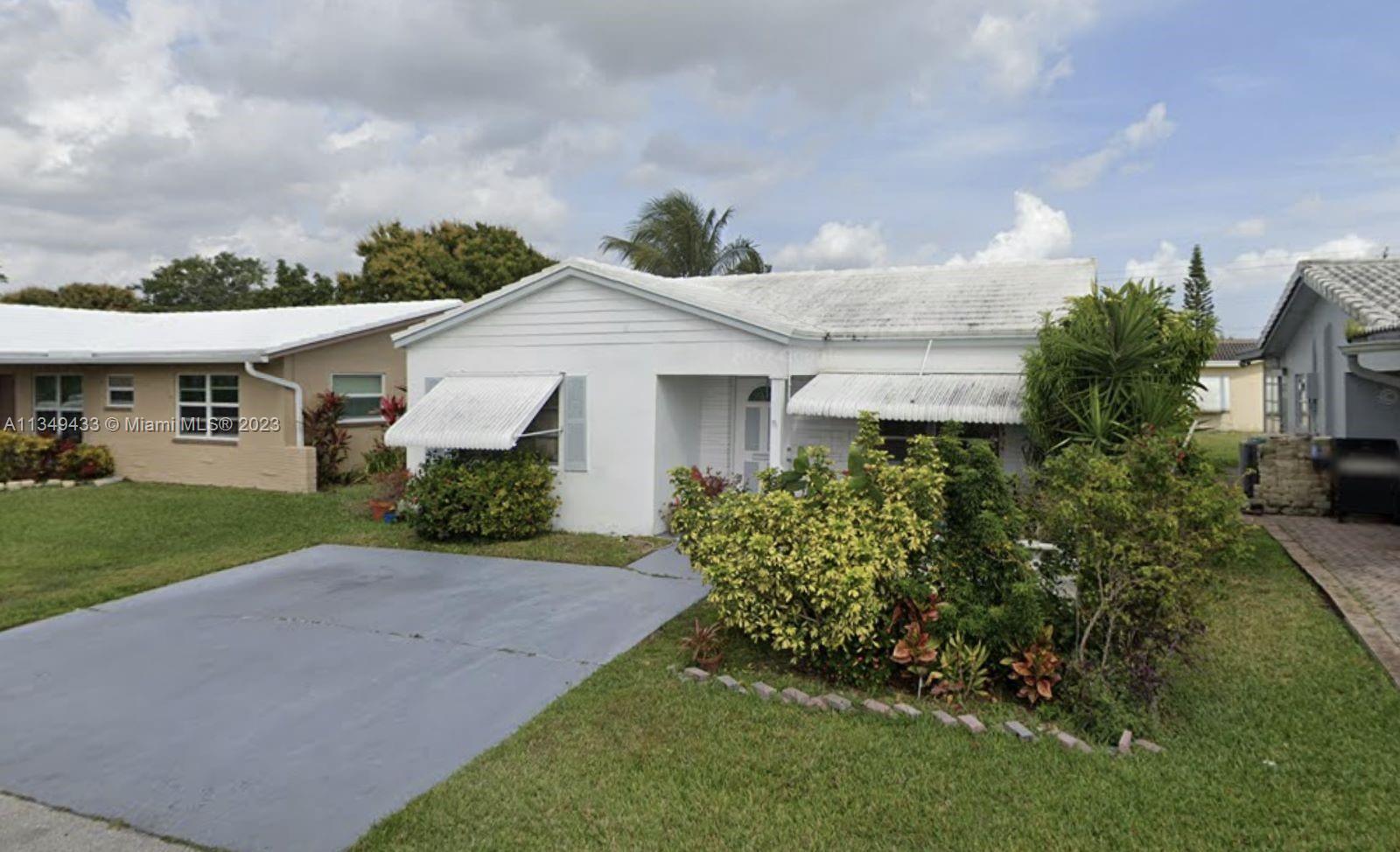 5720 NW 85th Avenue Tamarac FL 33321