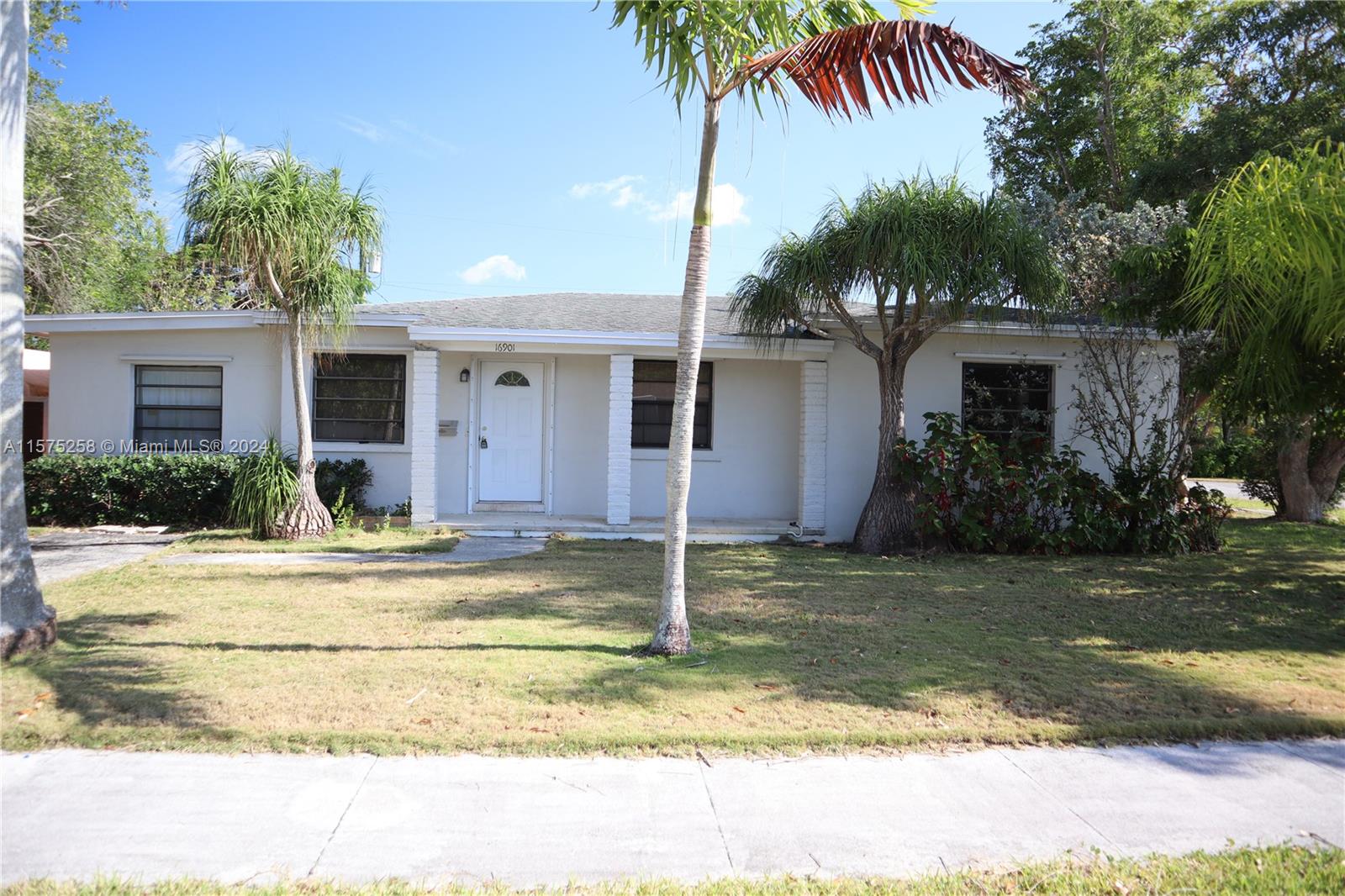 16901 SW 302nd Terrace Homestead FL 33030