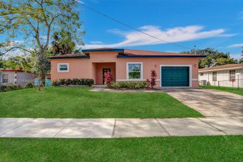 2711 NW 18th Terrace Oakland Park FL 33311
