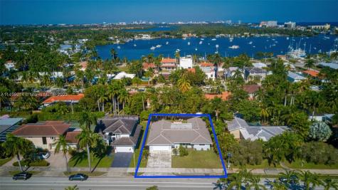 827 Hollywood Boulevard Hollywood FL 33019