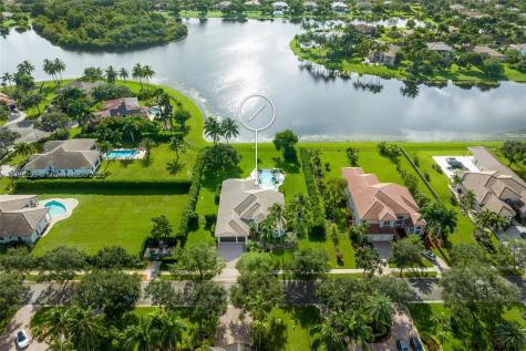 3698 Gulfstream Way Davie FL 33328
