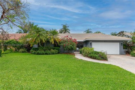 5061 NW 64th Drive Coral Springs FL 33067