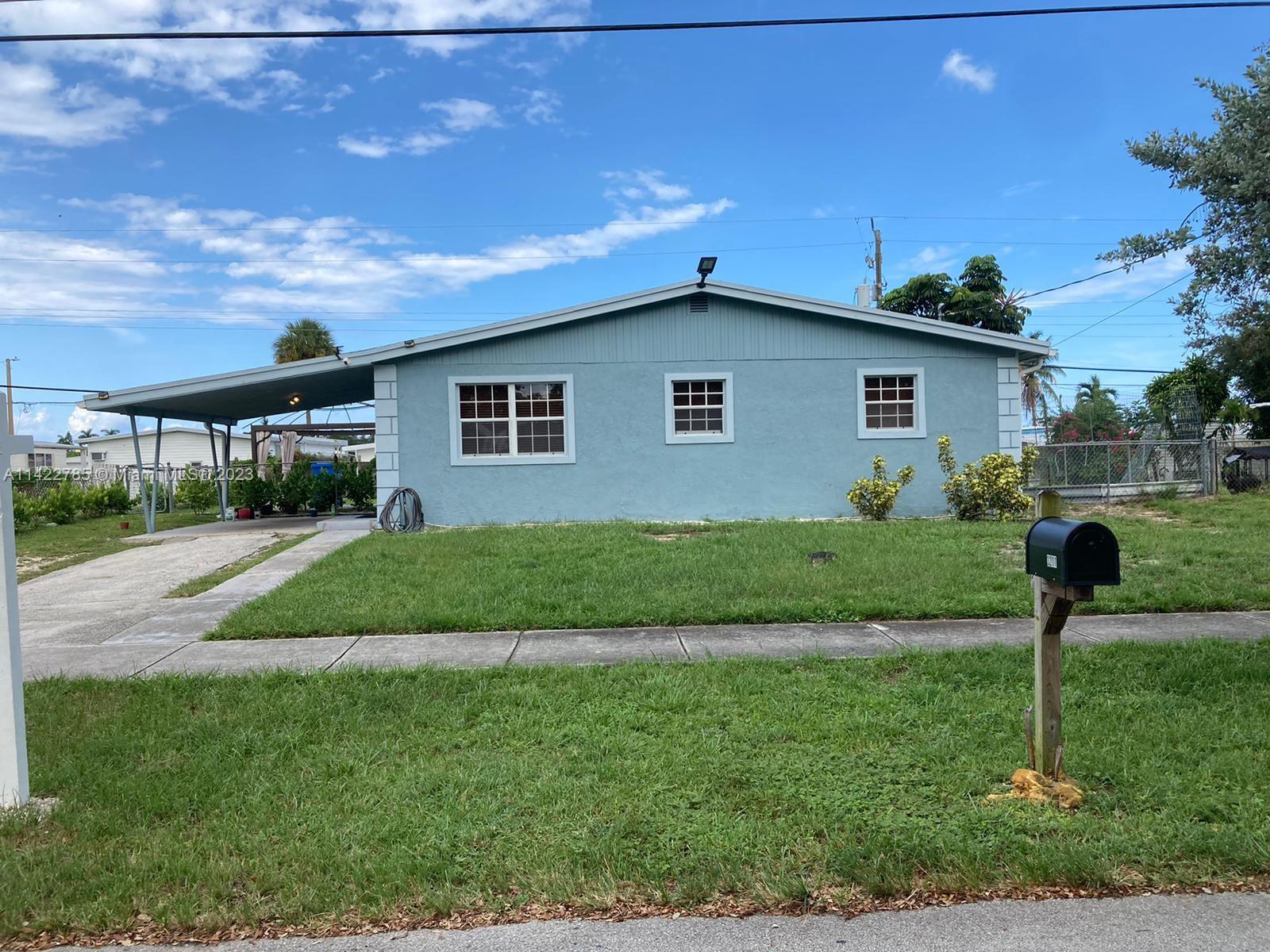 3211 SW 32nd Avenue West Park FL 33023