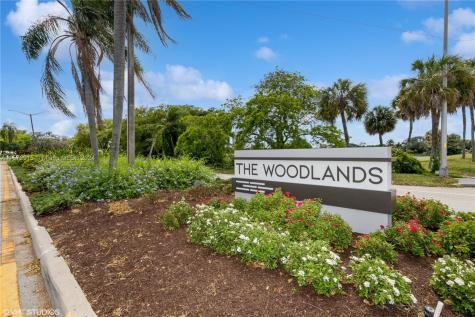 5207 Woodlands Boulevard Tamarac FL 33319