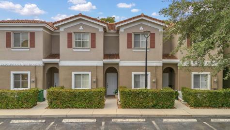 4408 Woodland Circle Tamarac FL 33319