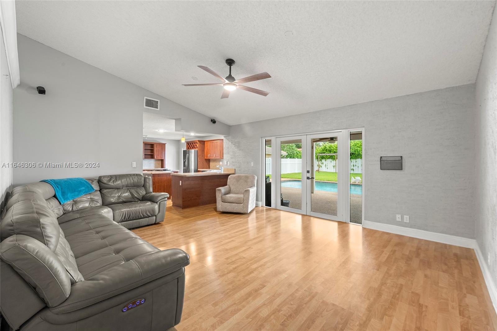 320 NW 107th Avenue Coral Springs FL 33071