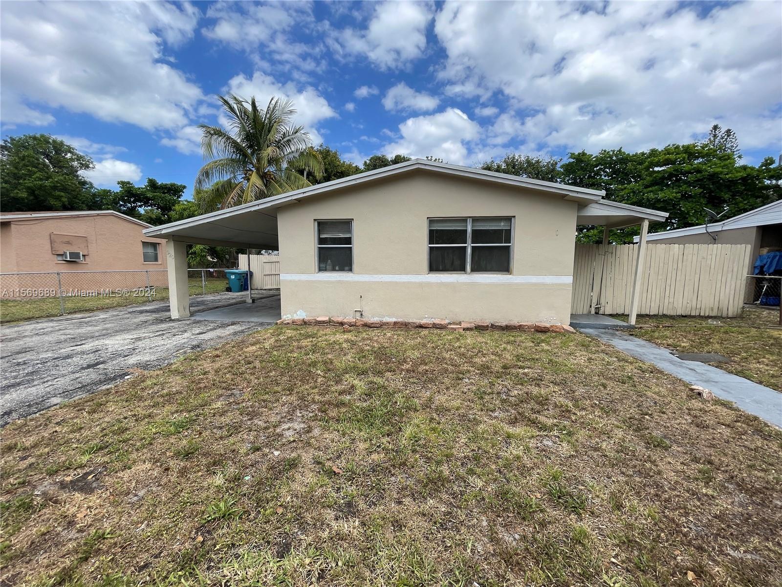 920 NW 34th Way Lauderhill FL 33311