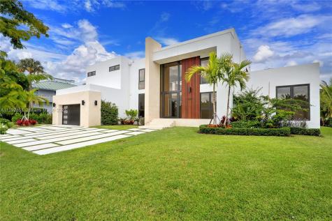 6225 Dolphin Drive Coral Gables FL 33158