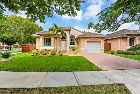 9437 SW 183rd Terrace Palmetto Bay FL 33157