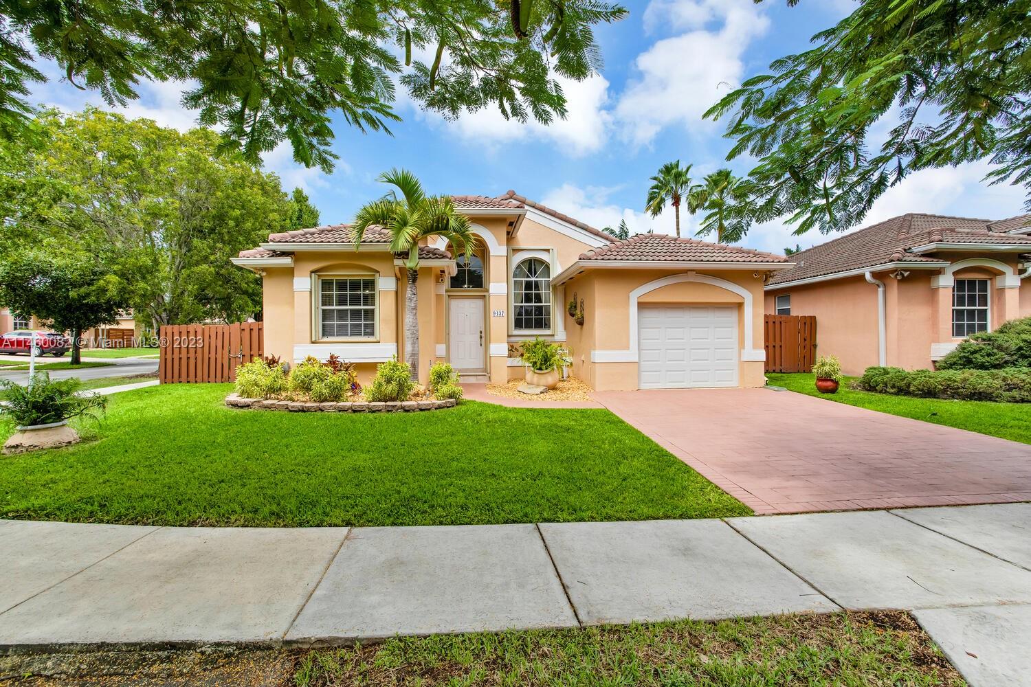 9437 SW 183rd Terrace Palmetto Bay FL 33157