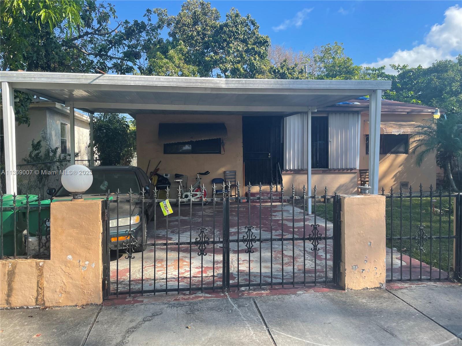 1611 NW 112th Terrace Miami FL 33167