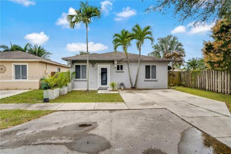 1616 SW 3rd Street Homestead FL 33030