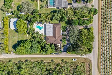 18995 SW 288th Street Homestead FL 33030