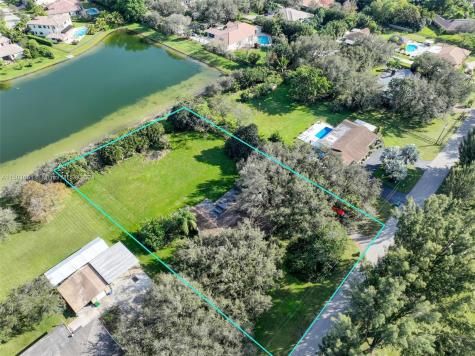 5500 SW 109th Avenue Davie FL 33328
