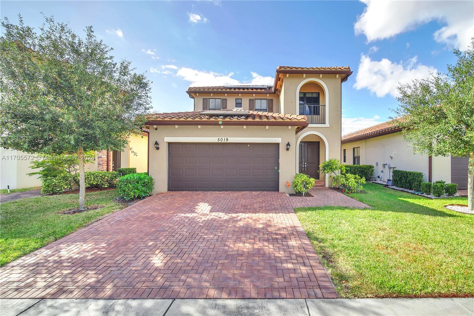 5019 NW 51st Terrace Tamarac FL 33319