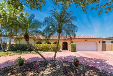 14432 Rosewood Road Miami Lakes FL 33014