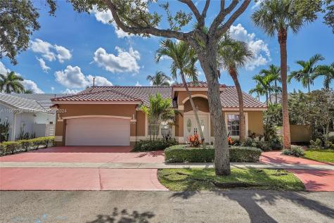 19370 NW 87th Place Hialeah FL 33018