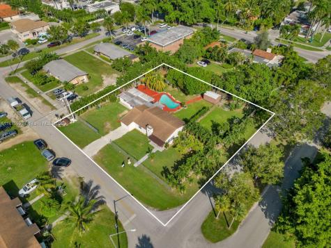 141 NE 14th Street Homestead FL 33030