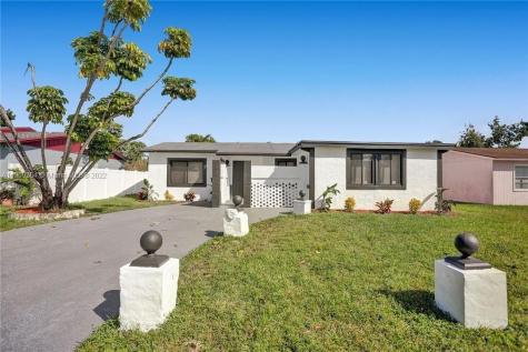 612 SW 76th Terrace North Lauderdale FL 33068