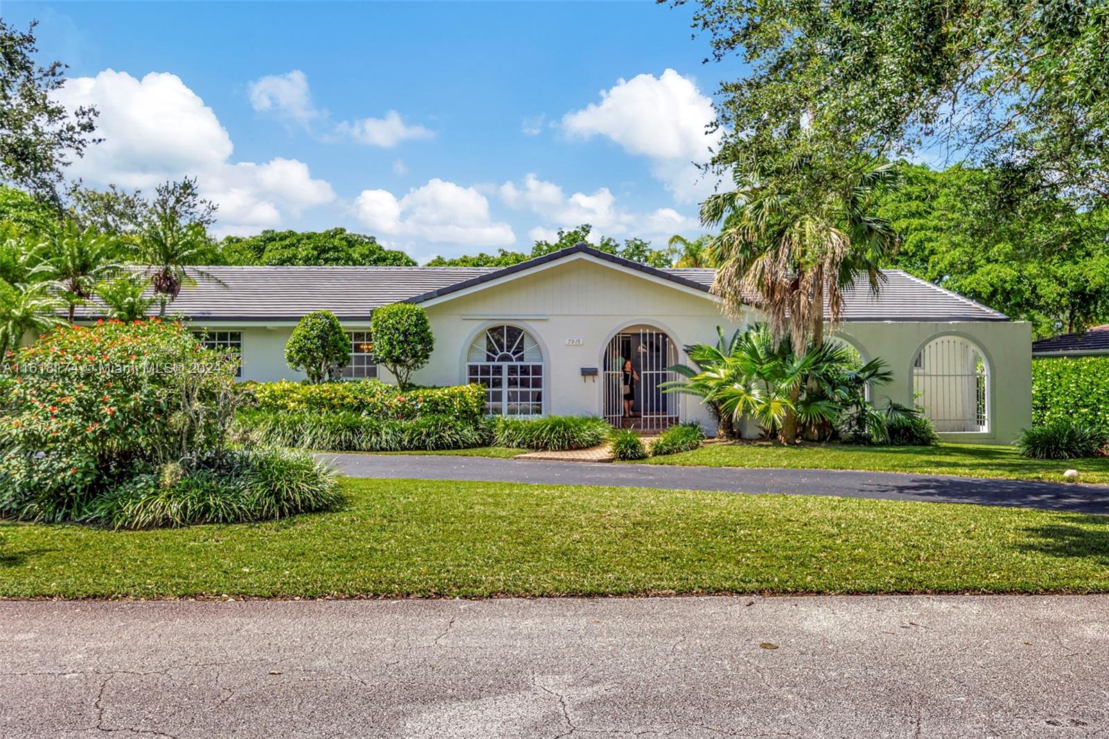 7915 SW 166th Street Palmetto Bay FL 33157