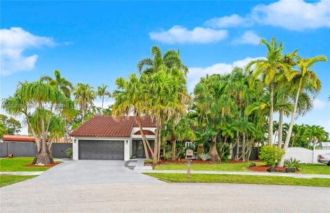 11921 SW 134th Court Miami FL 33186