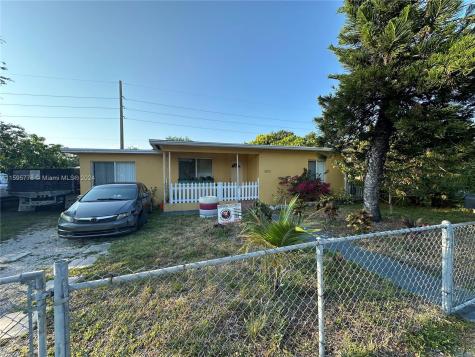 1879 NW 86th Terrace Miami FL 33147