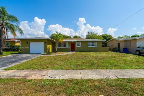801 NW 78th Avenue Pembroke Pines FL 33024