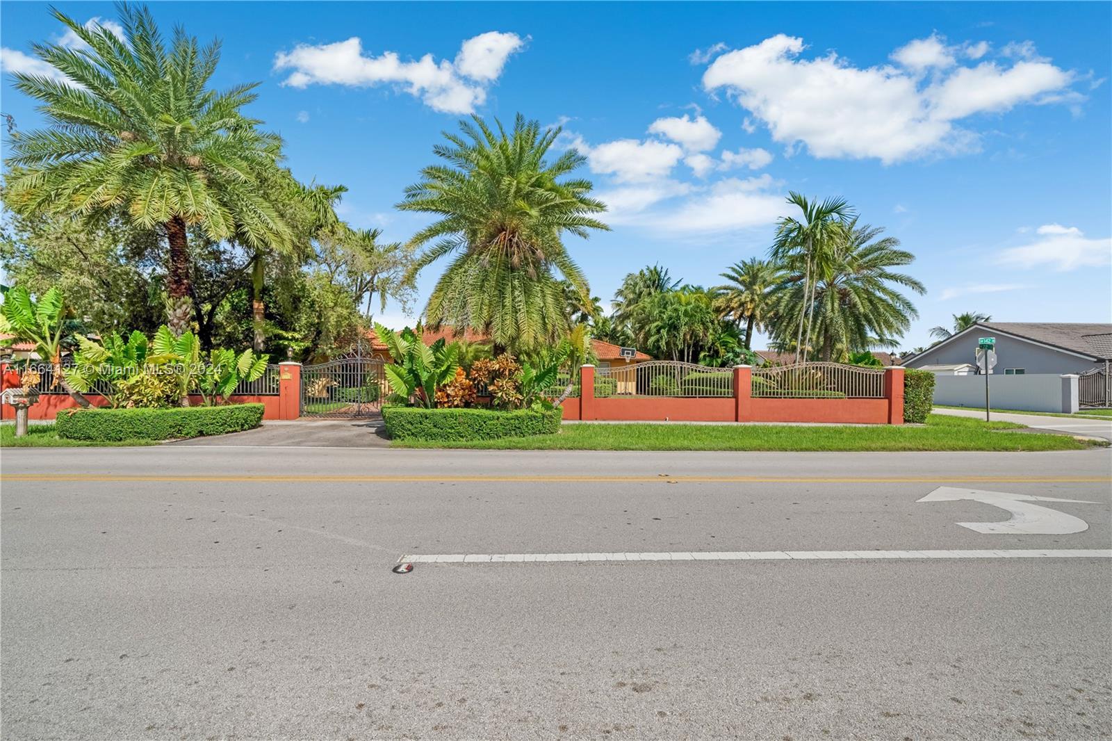 2195 SW 142nd Avenue Miami FL 33175