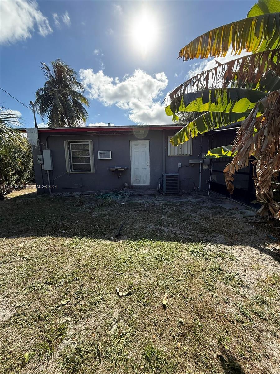 1835 NE 154th Street North Miami Beach FL 33162