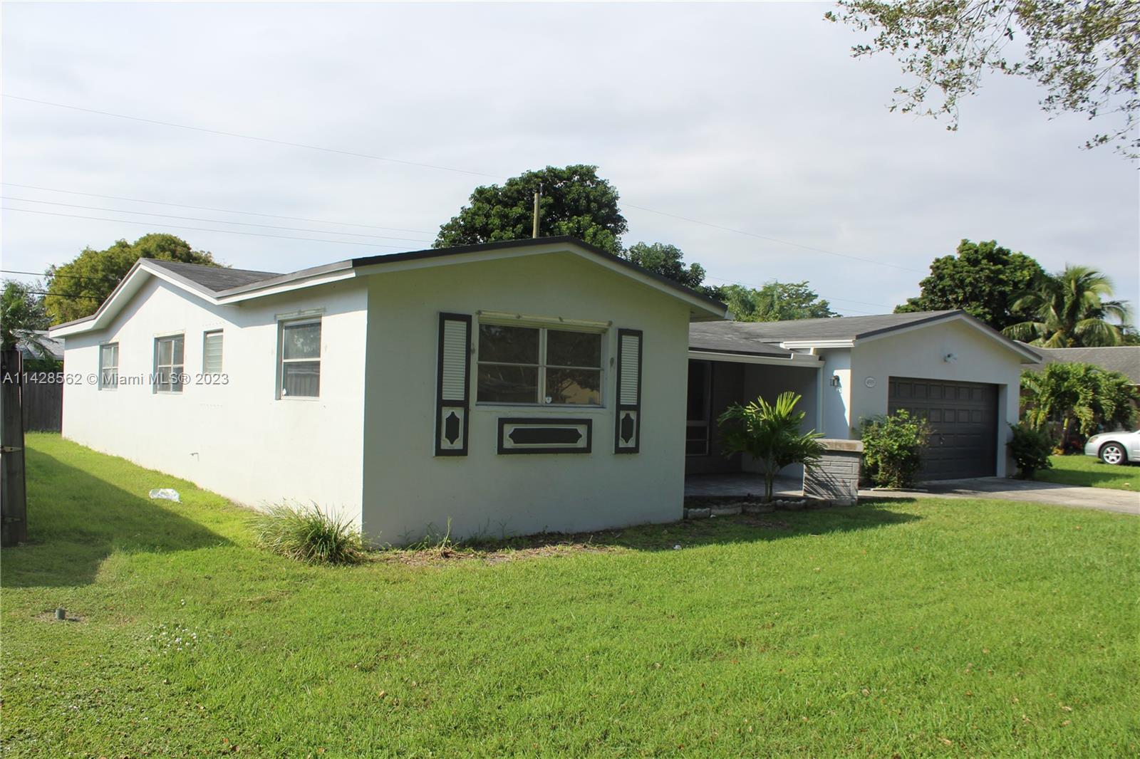 4919 SW 90th Avenue Cooper City FL 33328