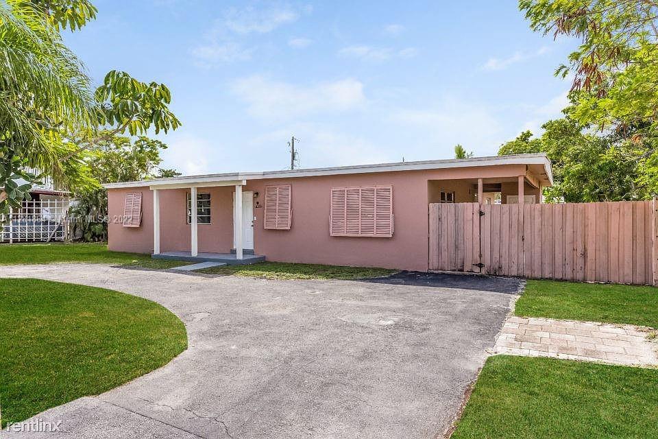 5181 NE 16th Avenue Pompano Beach FL 33064