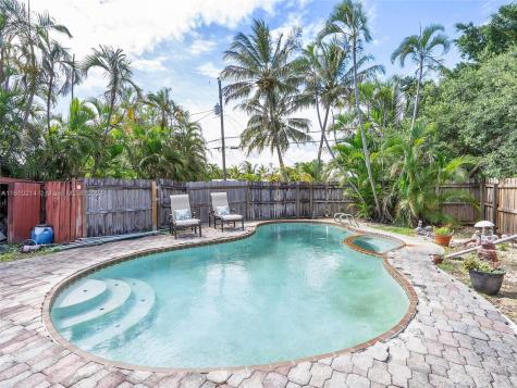 2227 Roosevelt Street Hollywood FL 33020