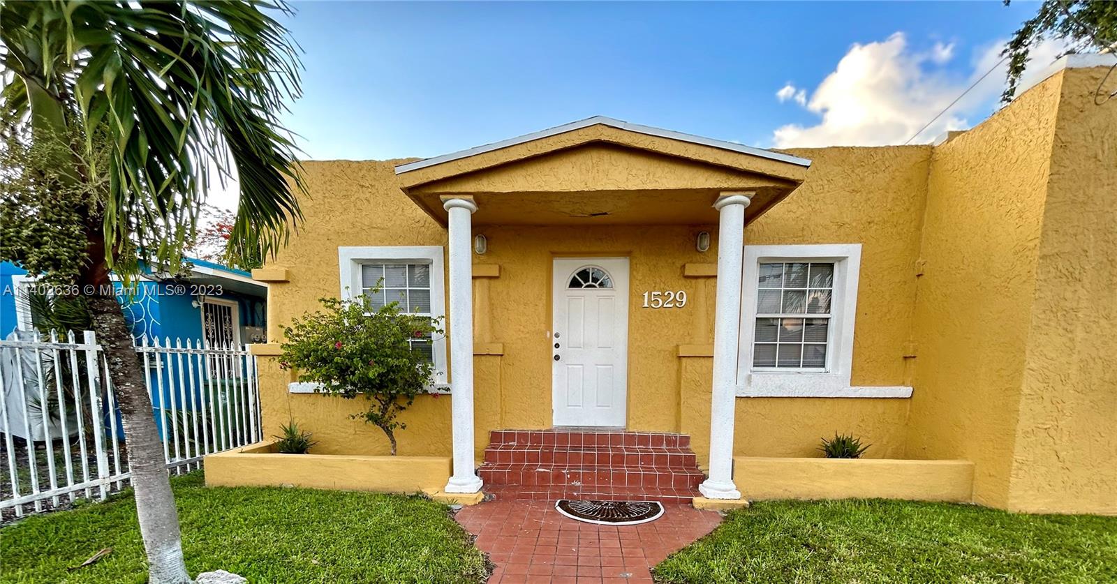 1529 NW 52nd Street Miami FL 33142