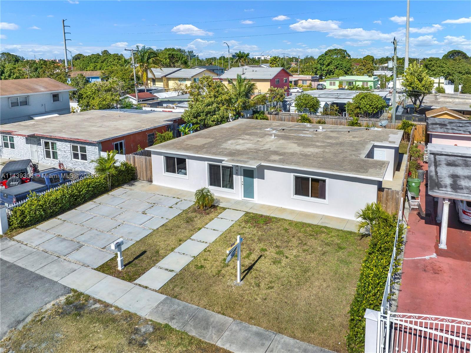 941 E 16th Place Hialeah FL 33010