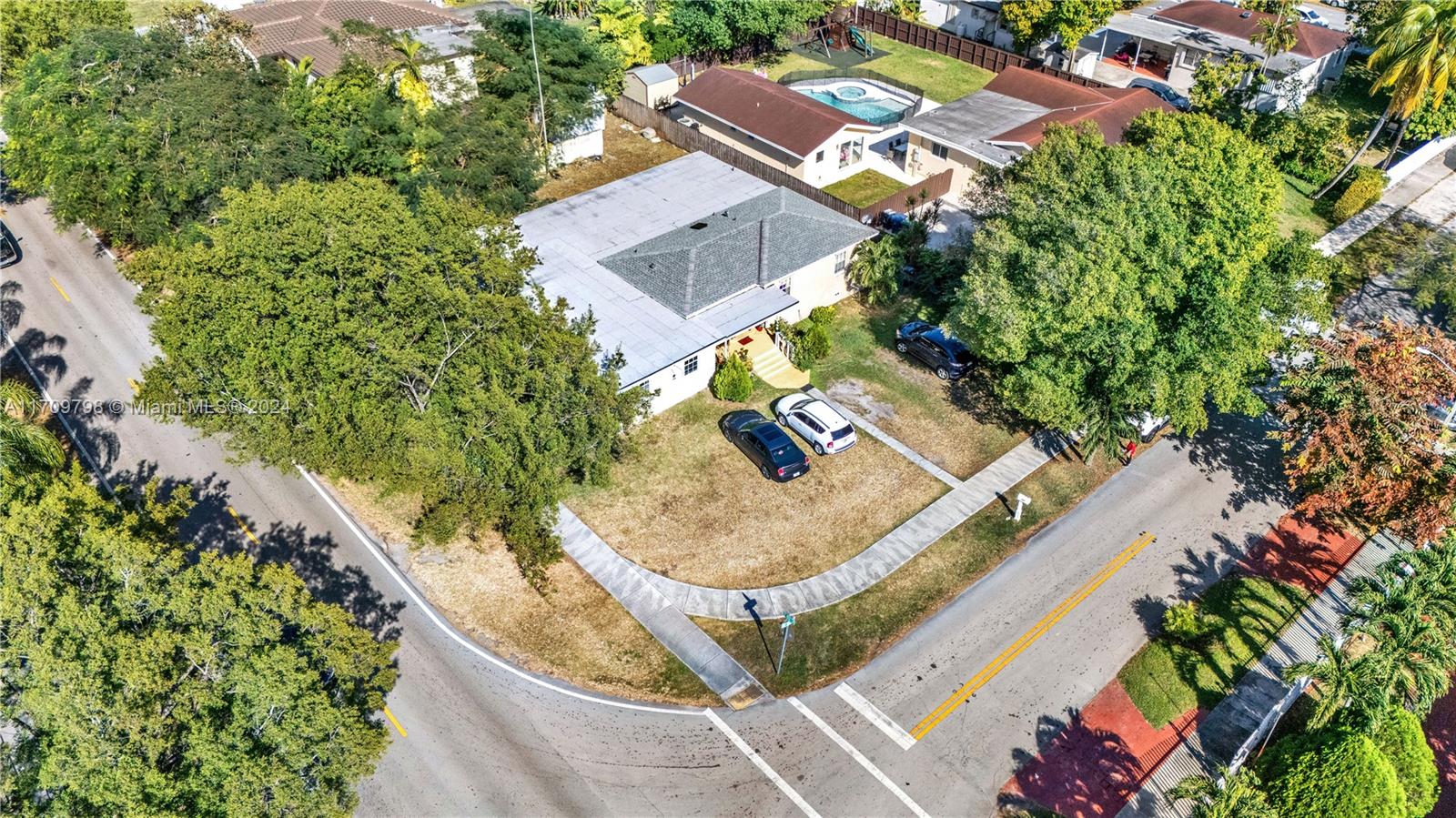 8135 SW 26th Street Miami FL 33155