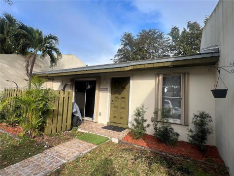 11555 SW 122nd Place Miami FL 33186