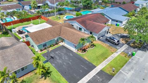 10761 NW 20th Court Sunrise FL 33322