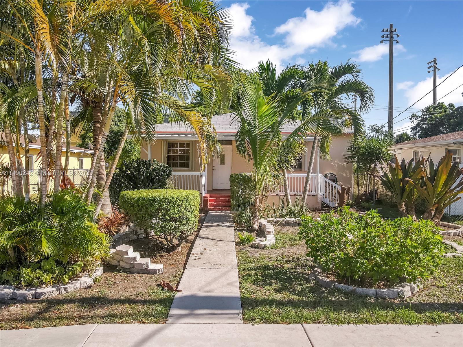5834 SW 66th Street South Miami FL 33143