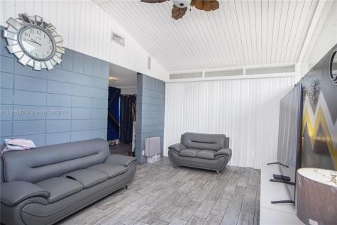 4431 NW 36th Street Lauderdale Lakes FL 33319