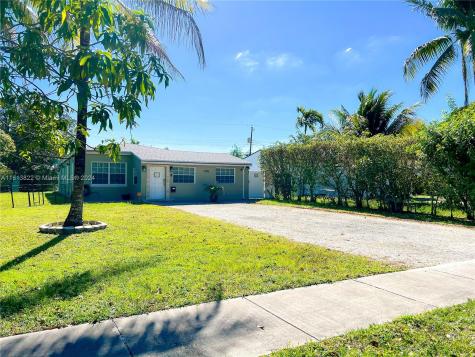 1798 NE 176th Street North Miami Beach FL 33162